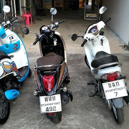פרה נאקון סי איוטאיה Khun Pra Chote Homestay & Guesthouse מראה חיצוני תמונה