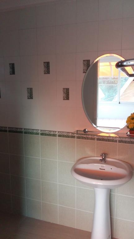פרה נאקון סי איוטאיה Khun Pra Chote Homestay & Guesthouse מראה חיצוני תמונה
