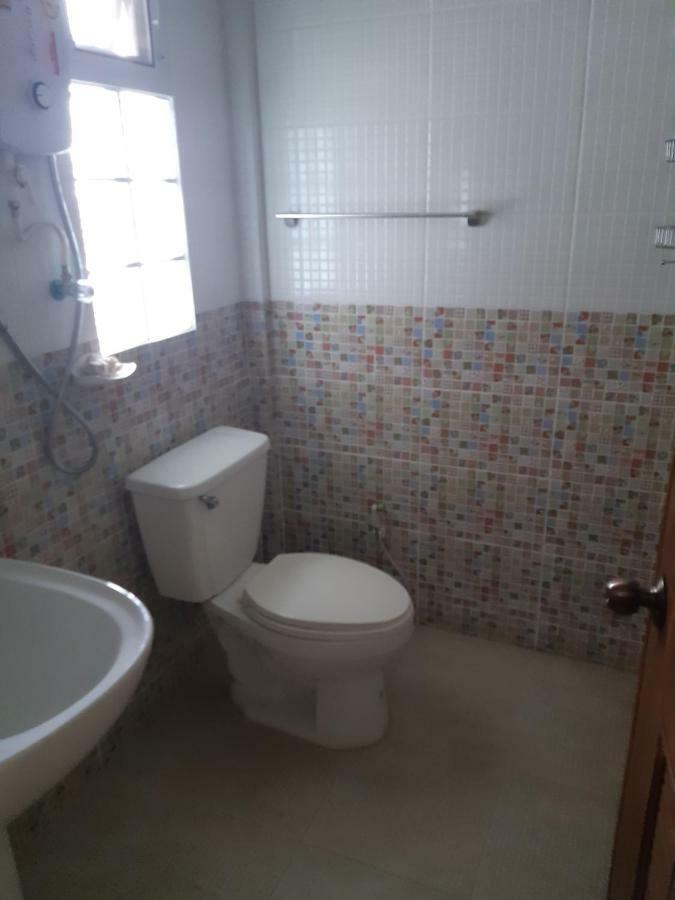 פרה נאקון סי איוטאיה Khun Pra Chote Homestay & Guesthouse מראה חיצוני תמונה